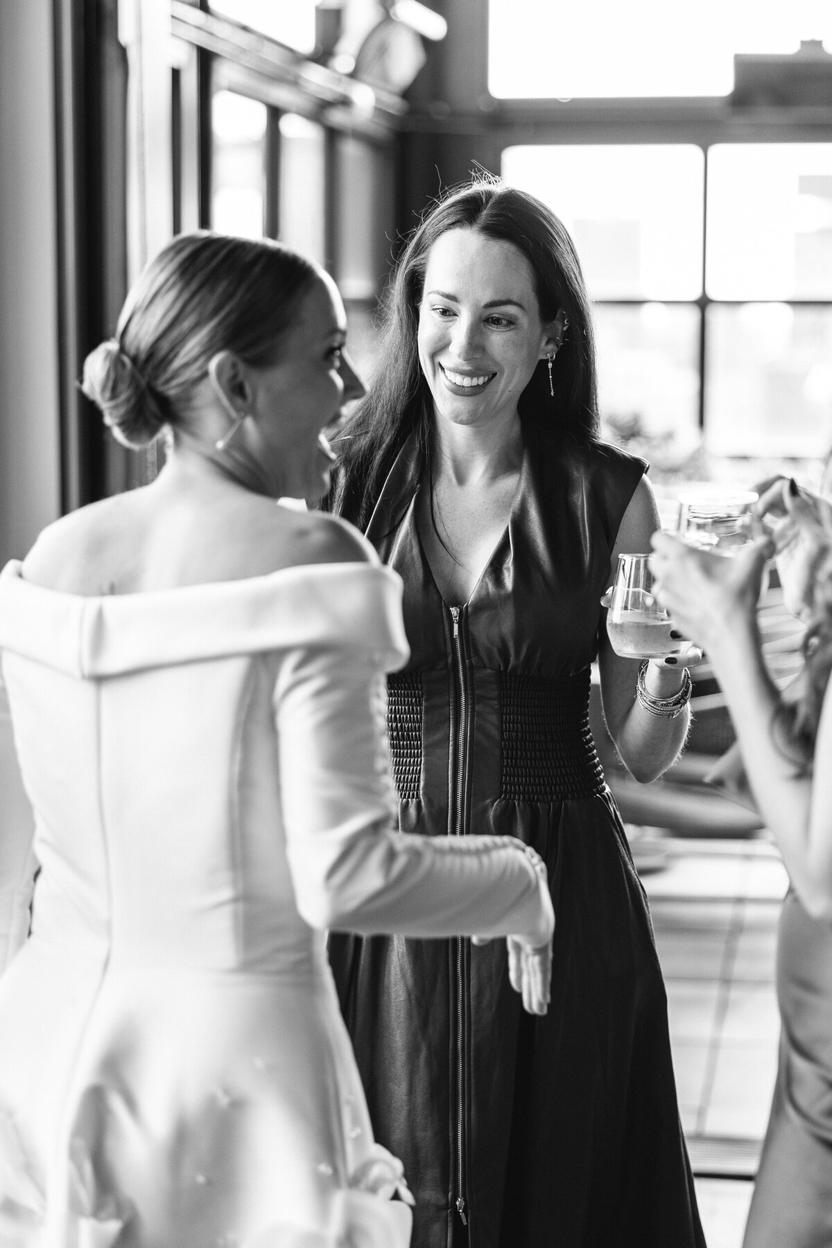 intimate-chicago-elopement-wedding-hoxton-hotel-photos-46