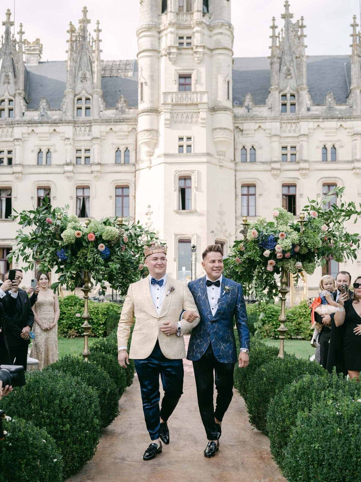 Destination wedding in France - Chateau Challain - Serenity Photography - 34