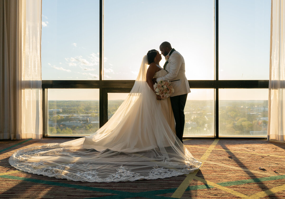 rooftop wedding at Skyroom Atlanta | Foreverphotography | Atlanta, Georgia