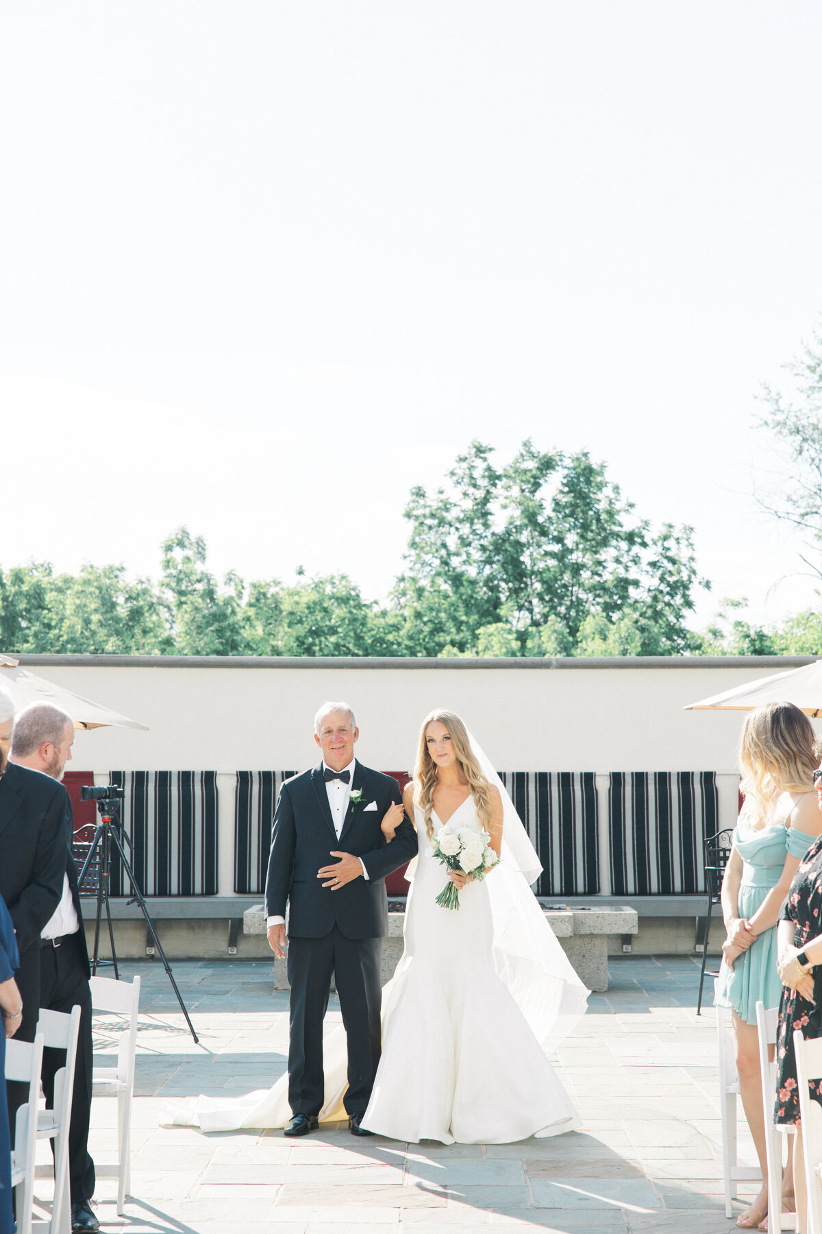 Molly Sue Photography New Jersey + East Coast Wedding Photographer Romantic Imagery Engagement Lifestyle Heirloom Wedding Albums53