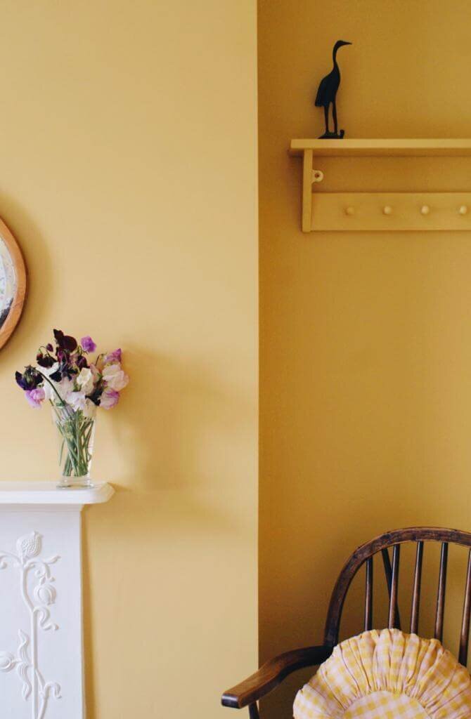 suffolk-yellow-bedroom-interior-scheme