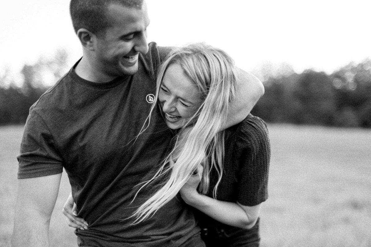 happy-couple-uxbridge-ontario-photography1