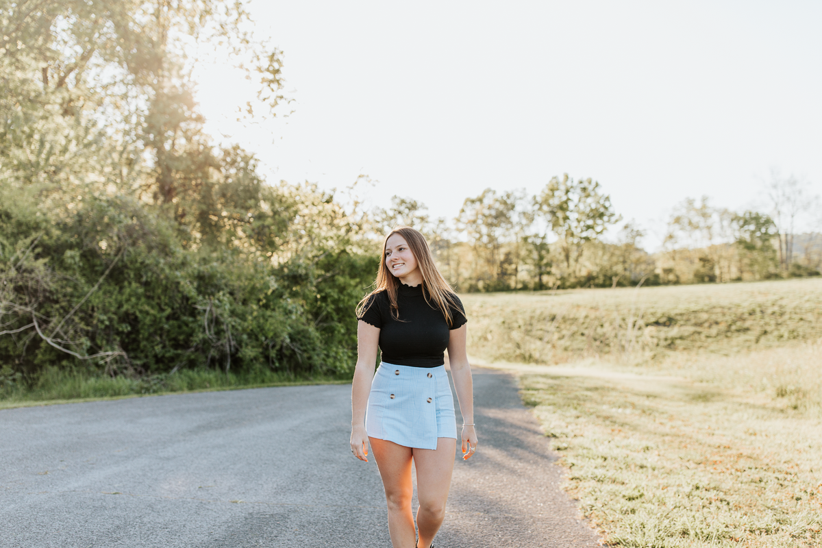 Melton Hill Park Senior Session | Knoxville, TN | Carly Crawford Photography | Knoxville and East Tennessee Wedding, Couples, and Portrait Photographer-253629