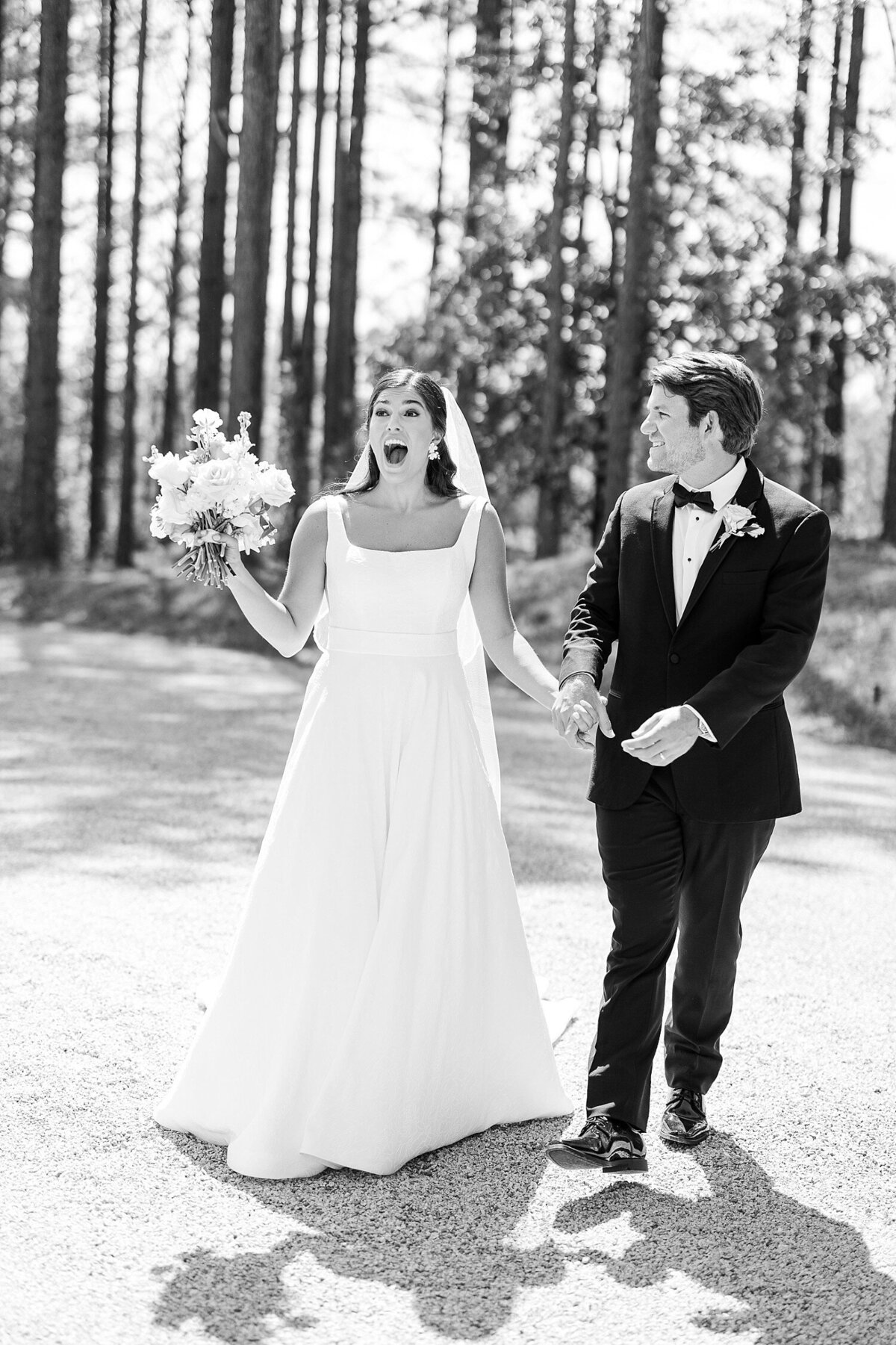 The-Upchurch-Cary-Wedding-Photographer-Timeless-Spring-Wedding-Sarah-Hinckley-Photography-valkeaton2025-_0025