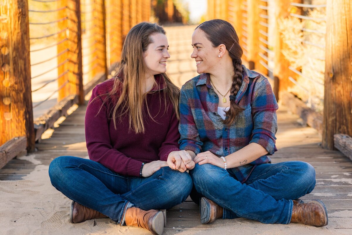 Desert-couple-portrait-Aronoff-Photography-15