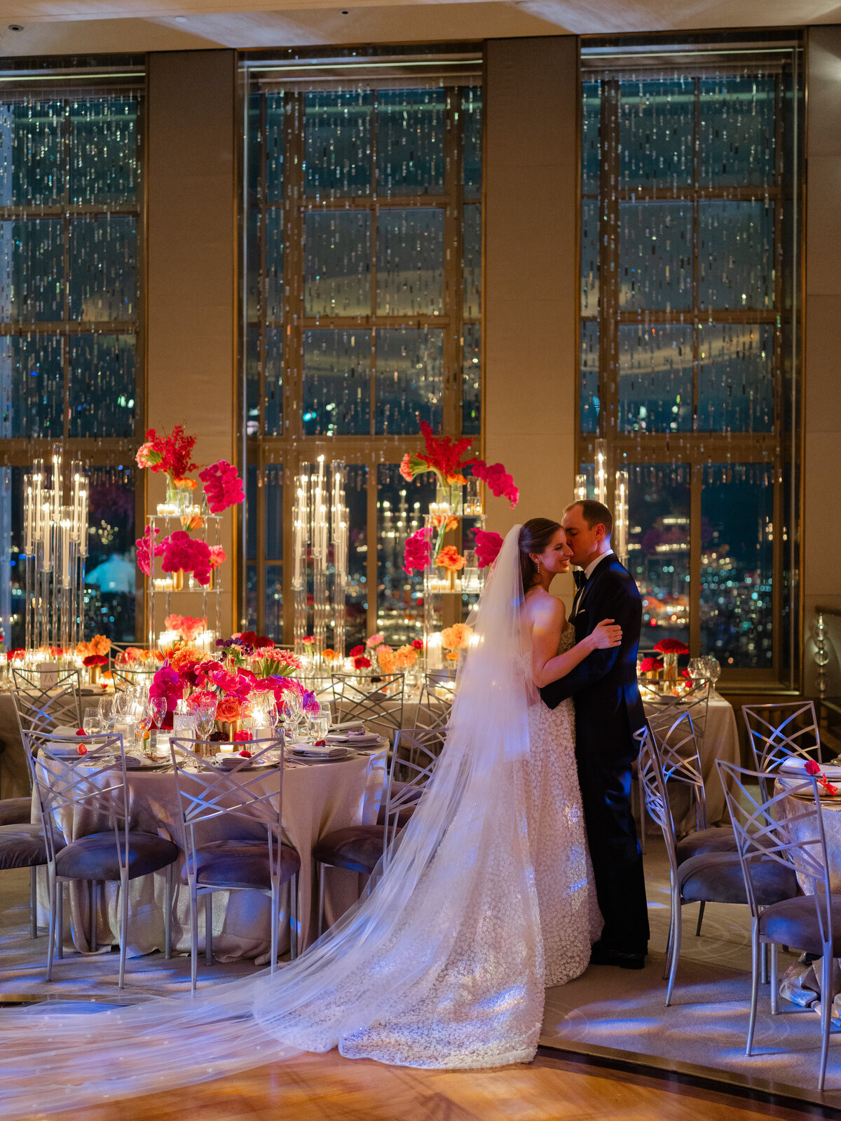 rainbowroomwedding-amykatzevents-newyorkluxurywedding-felixfeyginphotography-038