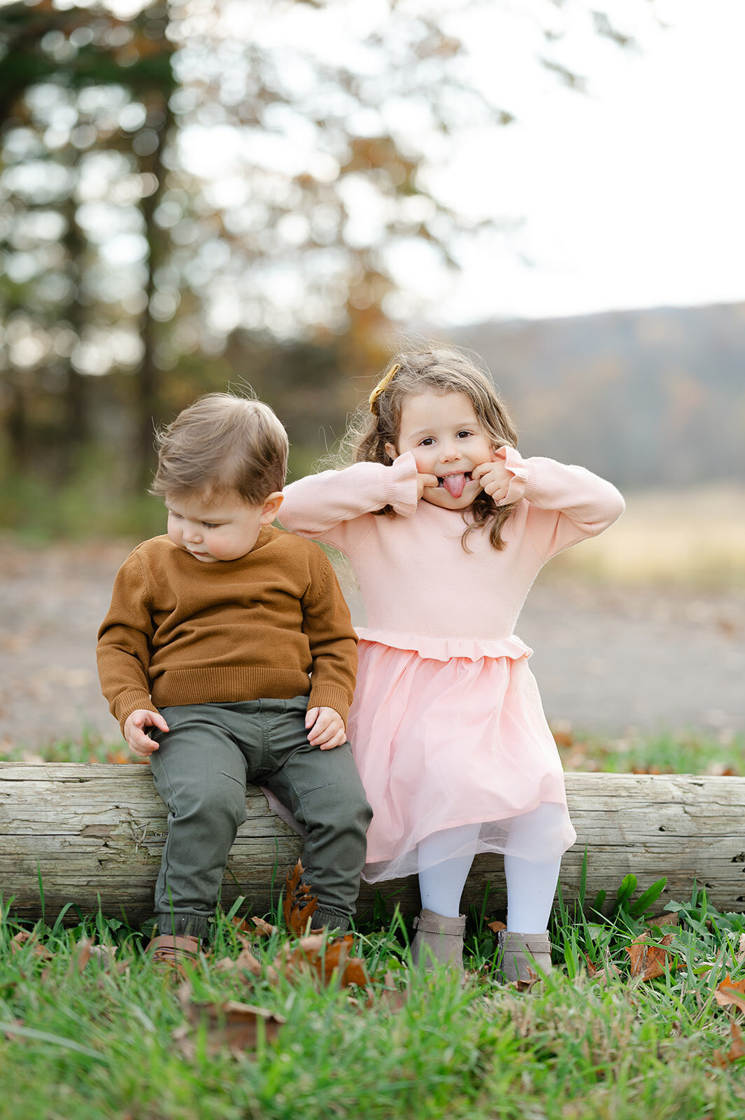 Family-Photos-at-Auer-Farm-Bloomfield-CT_0031