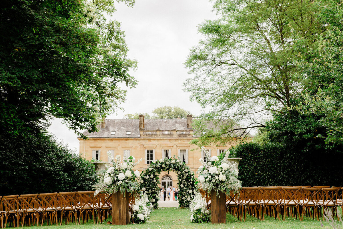 Modern_Chic_Chateau_Valouze_Destination_Wedding_Photographer-119