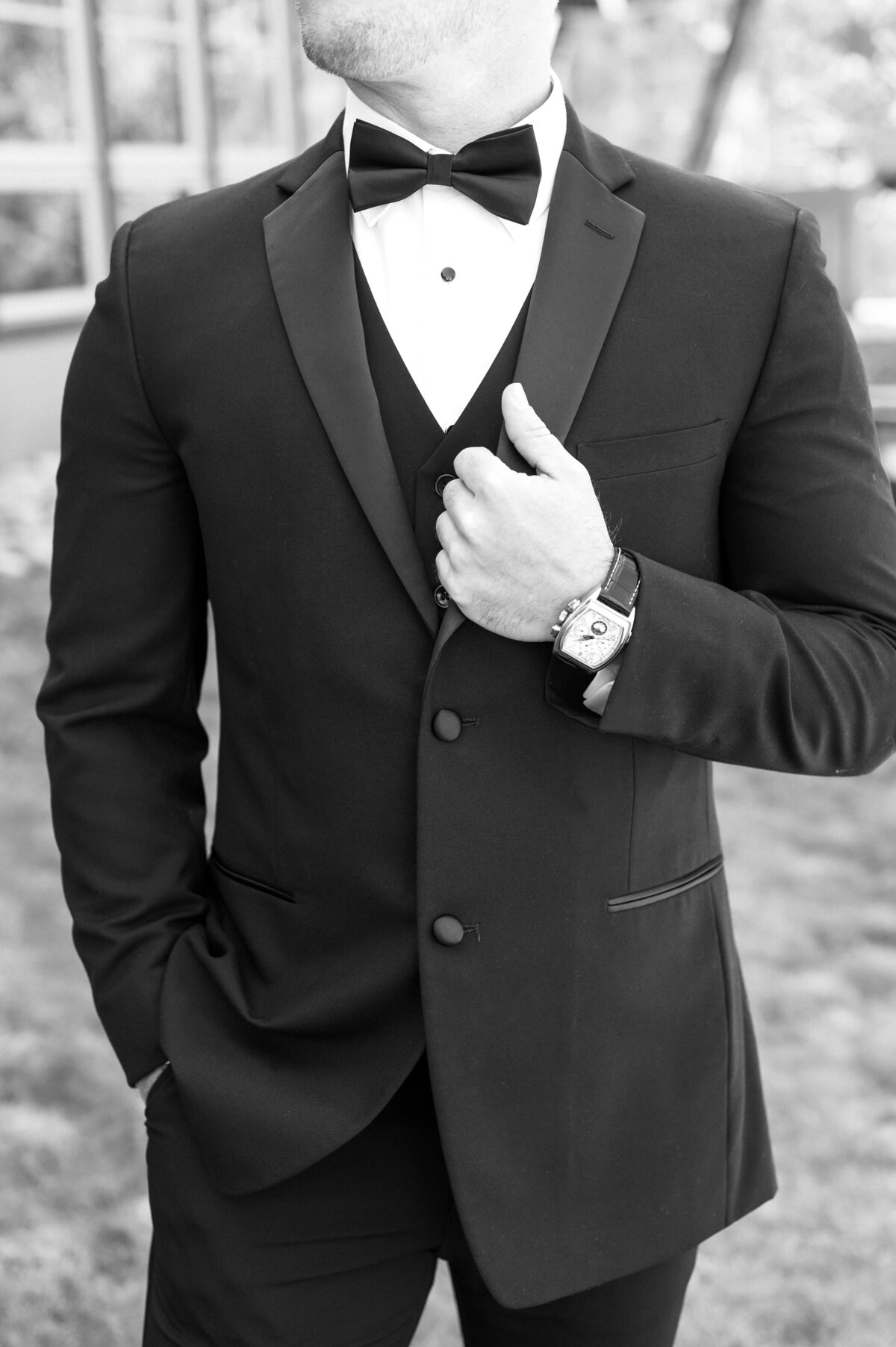 Groomgettingready_ColoradoSpringsWedding