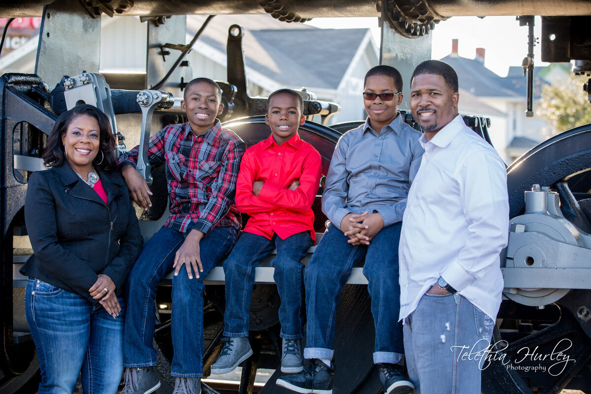 FAMILY PHOTOGRAPHY_FRISCO_DALLAS_TELETHIA HURLEY PHOTOGRAPHY-2