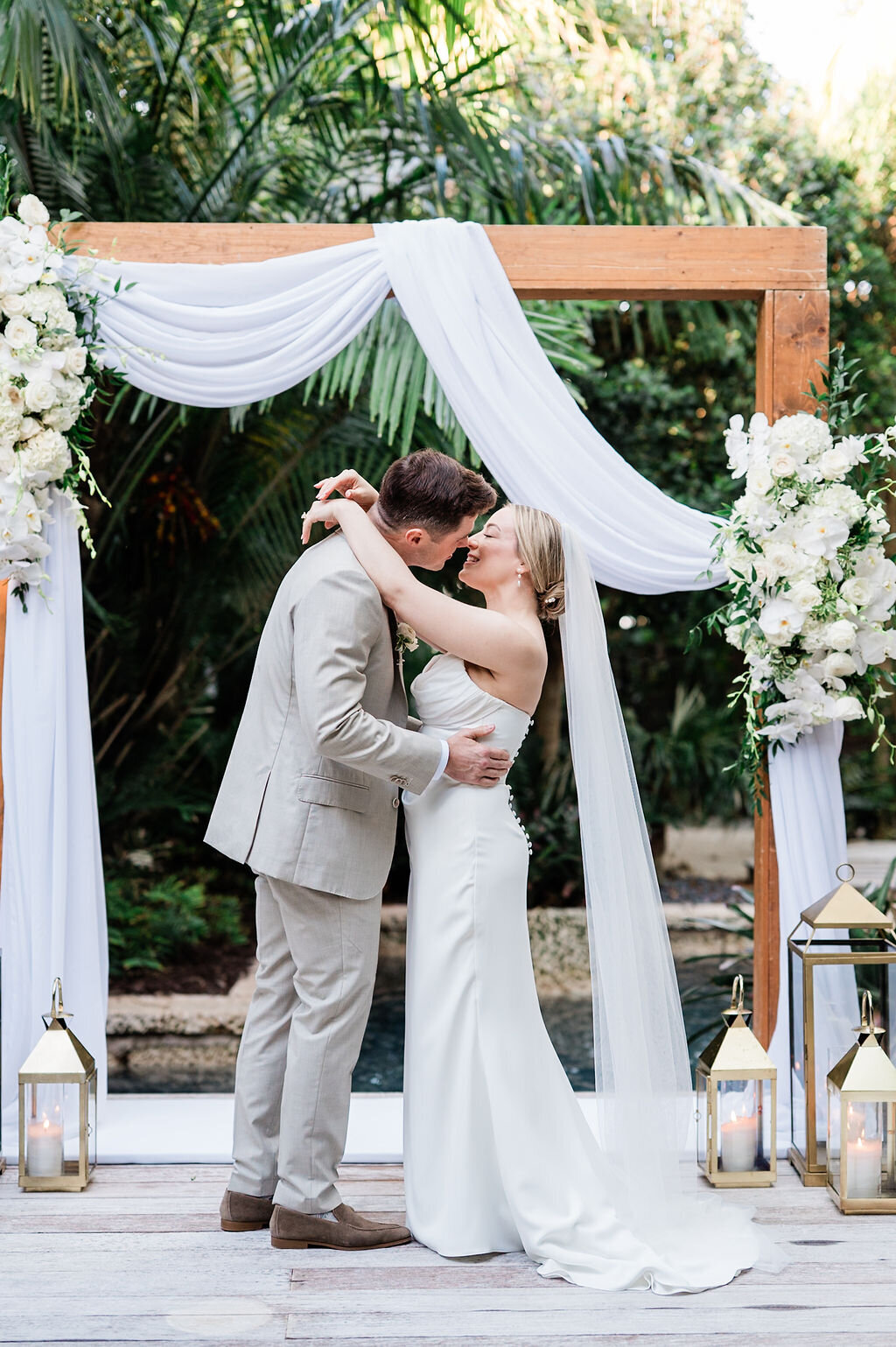 Cassie+DerekLittlePalmIsland-281