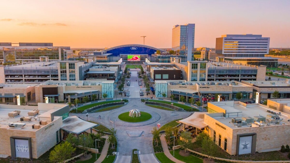 ak-dalok-star-frisco-tx-22542_Wide-Hor