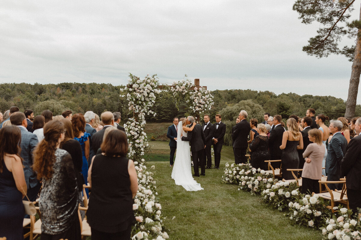 AllieJenningsPhoto-LawrenKyleWedding-SNEAKPEEKS-137