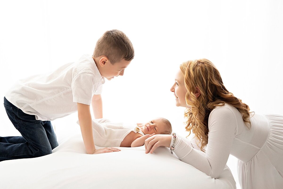 sibling with newborn