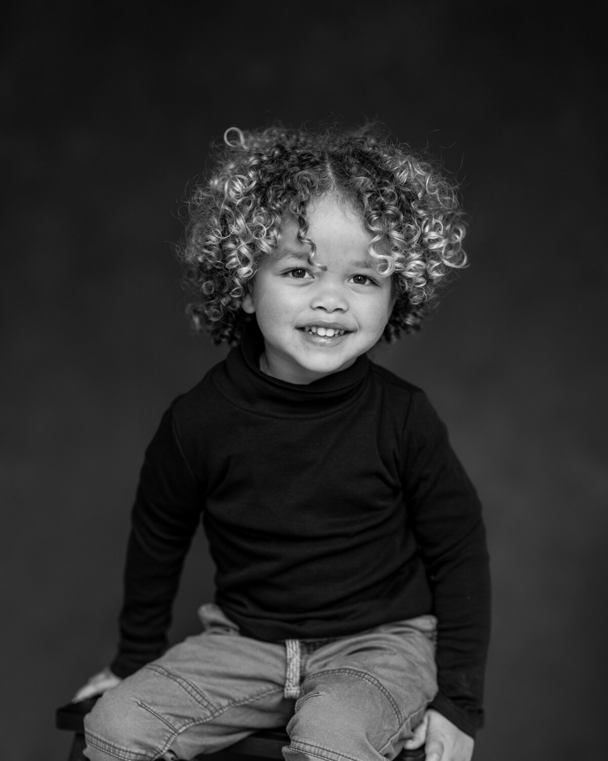 black-and-white-childrens-portraits-xan-heller-3528