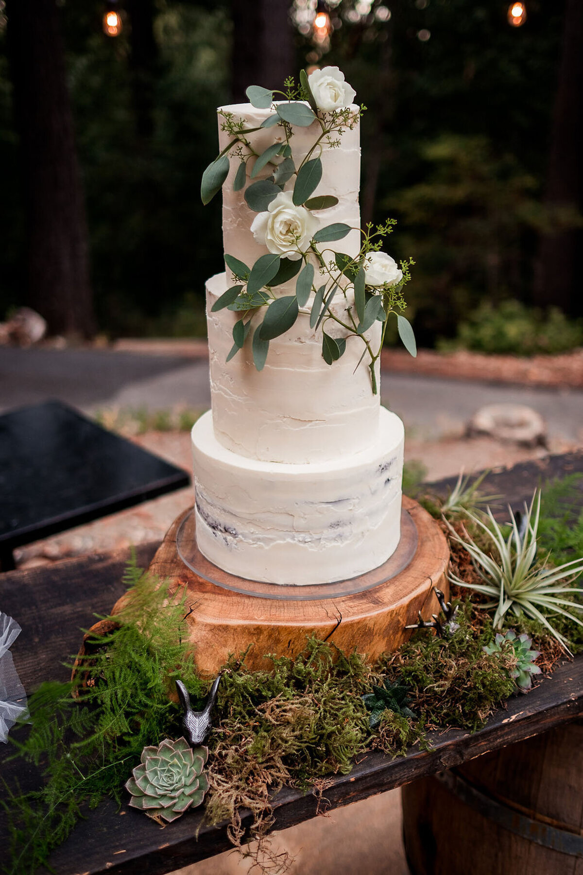 Sequoia-Retreat-Center-Romantic-Woodland-Wedding-39.1