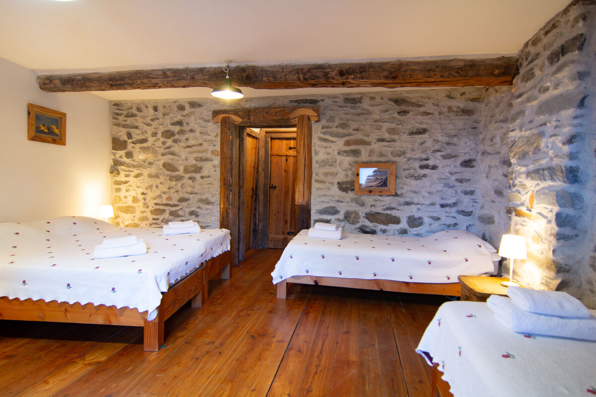 Bedroom 2 - 4 persons