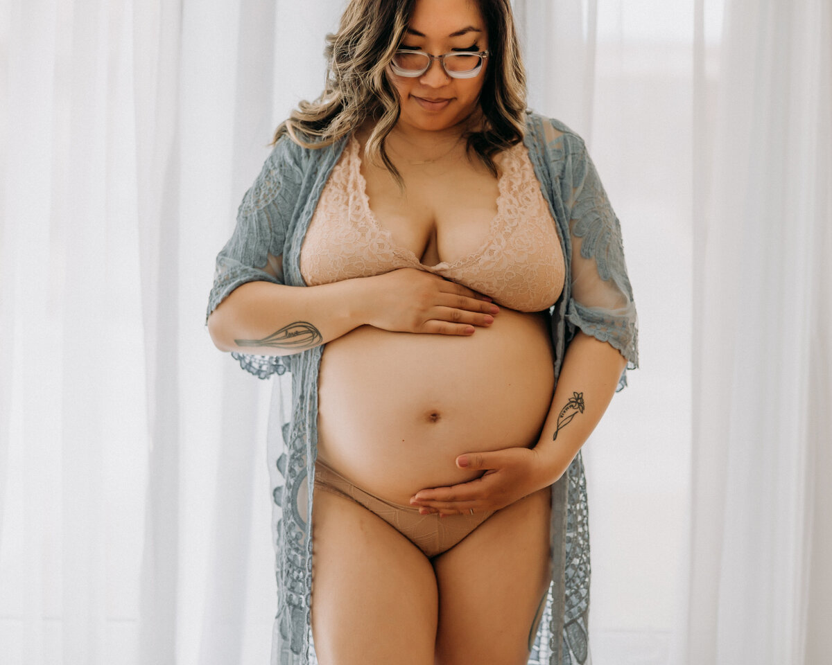 EmilyCIntimateMaternitySession2022-8