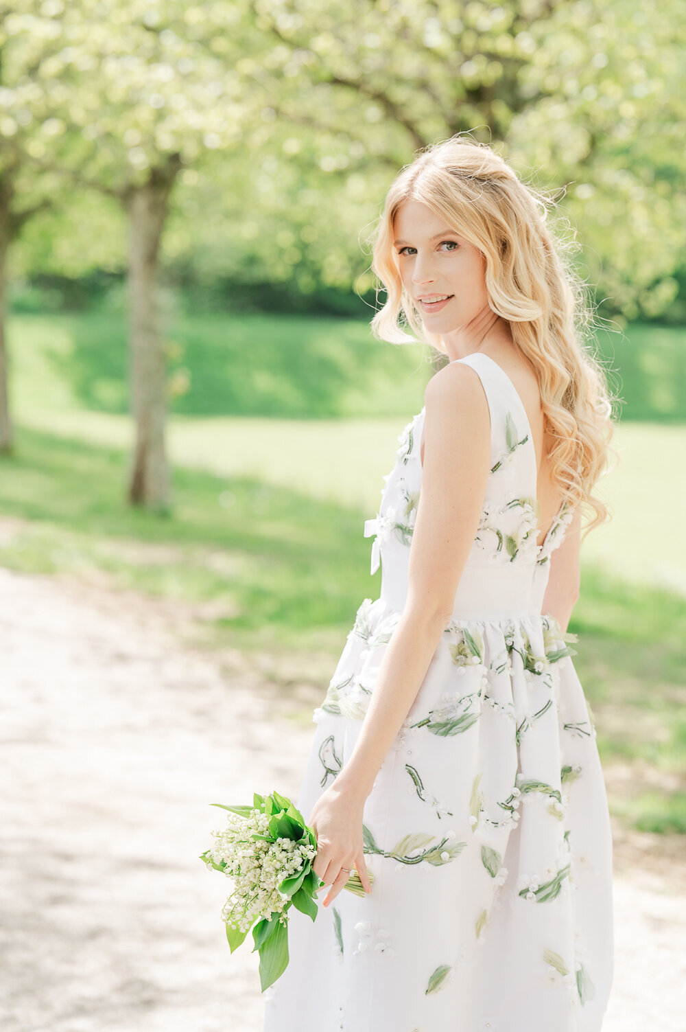 Engagement-shoot-picnic-in-France-2-18