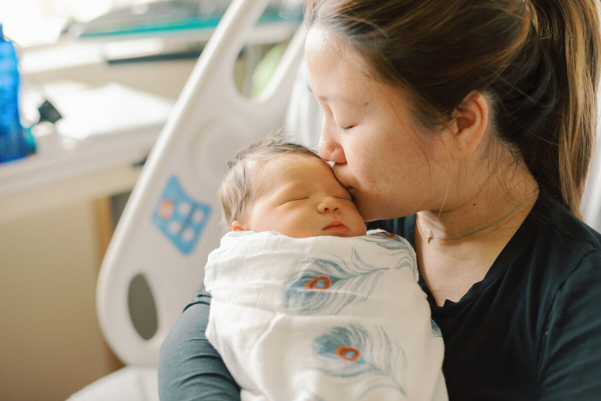 hospital-newborn-photography-15