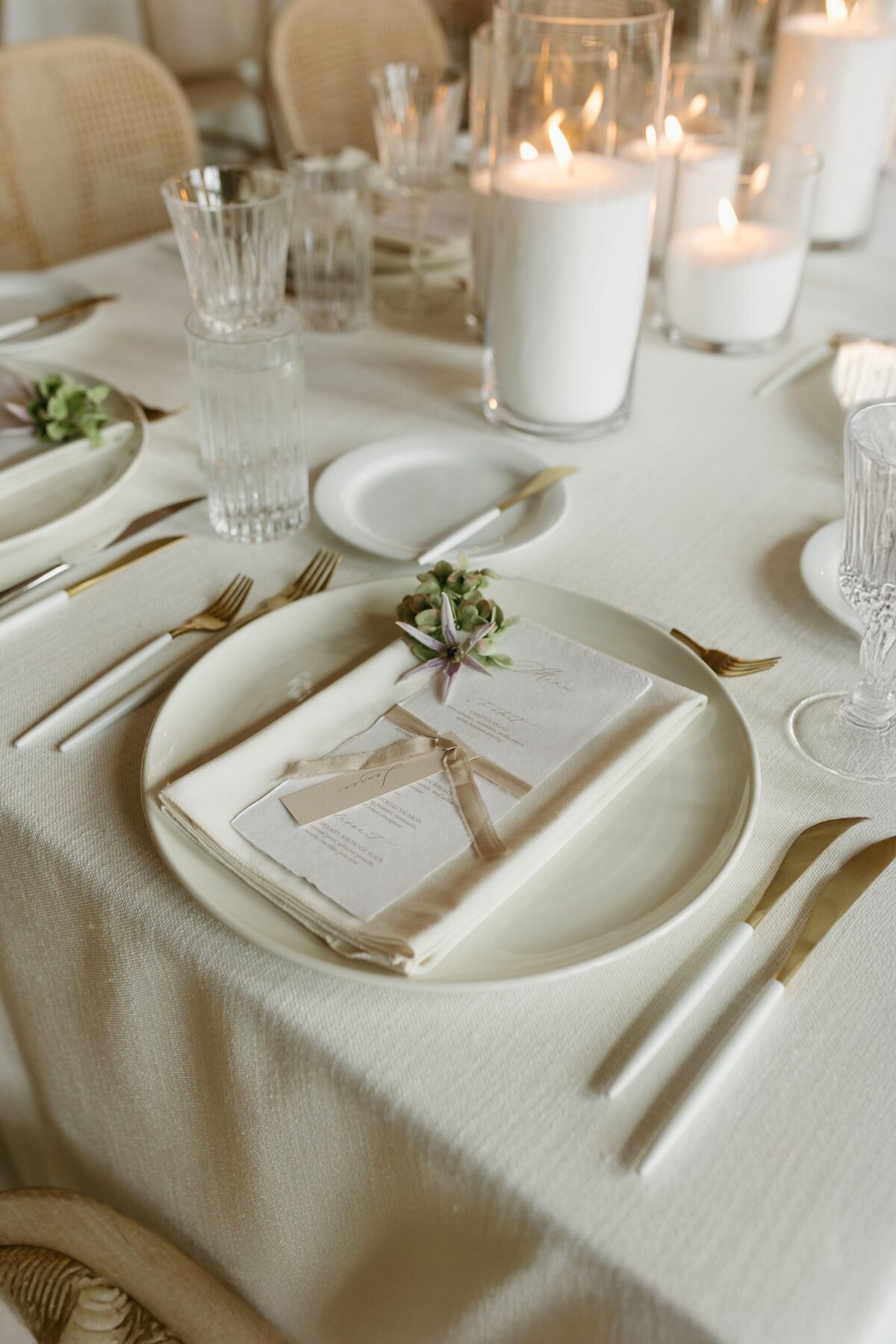 raven-alexandra-signature-weddings-calgary-banff-jasper-alberta-saskatoon-saskatchewan-luxury-wedding-planner-l-and-k-wedding-286