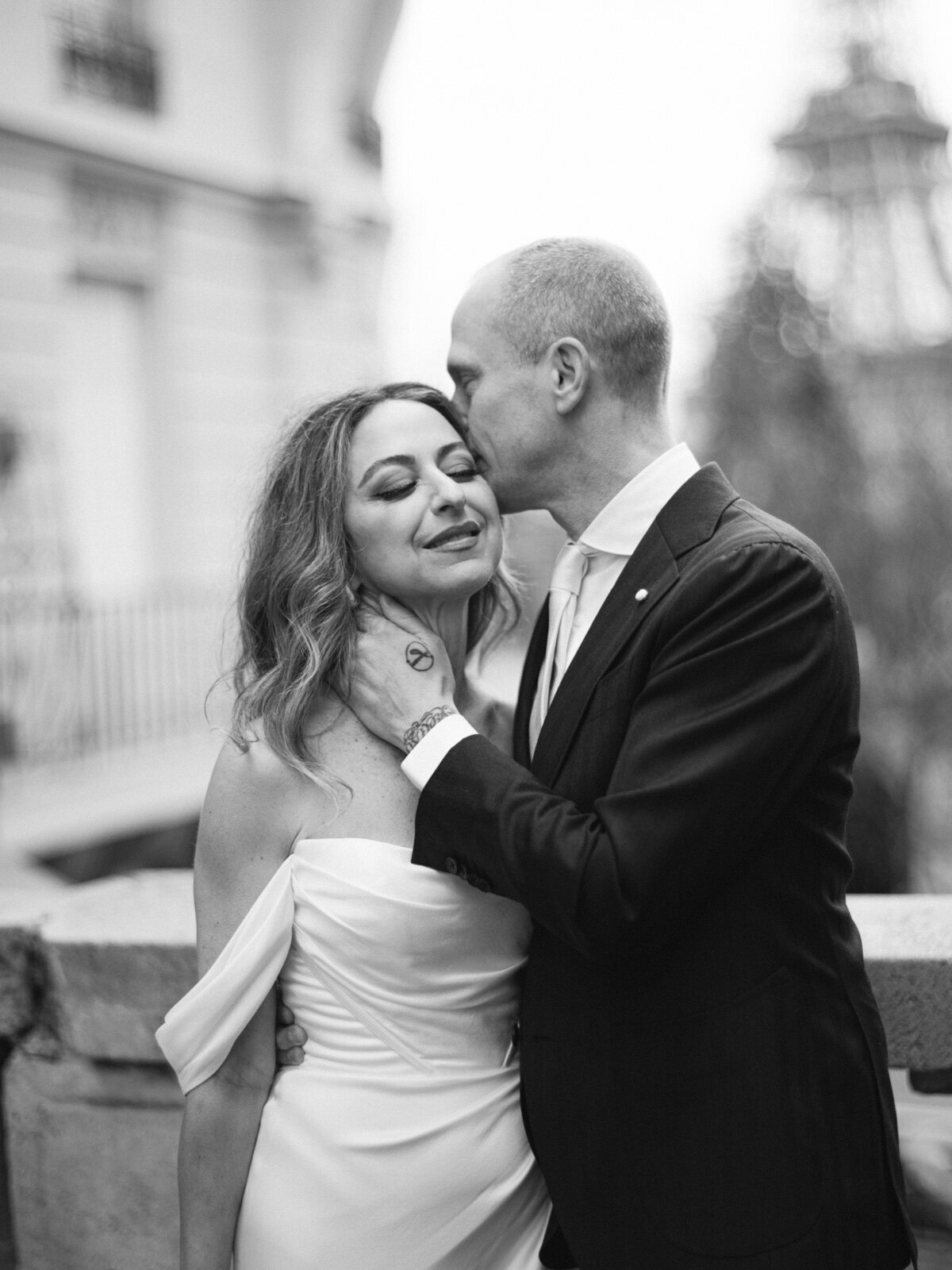 Engagement Session Paris Eiffel Tower (16 sur 58)-2
