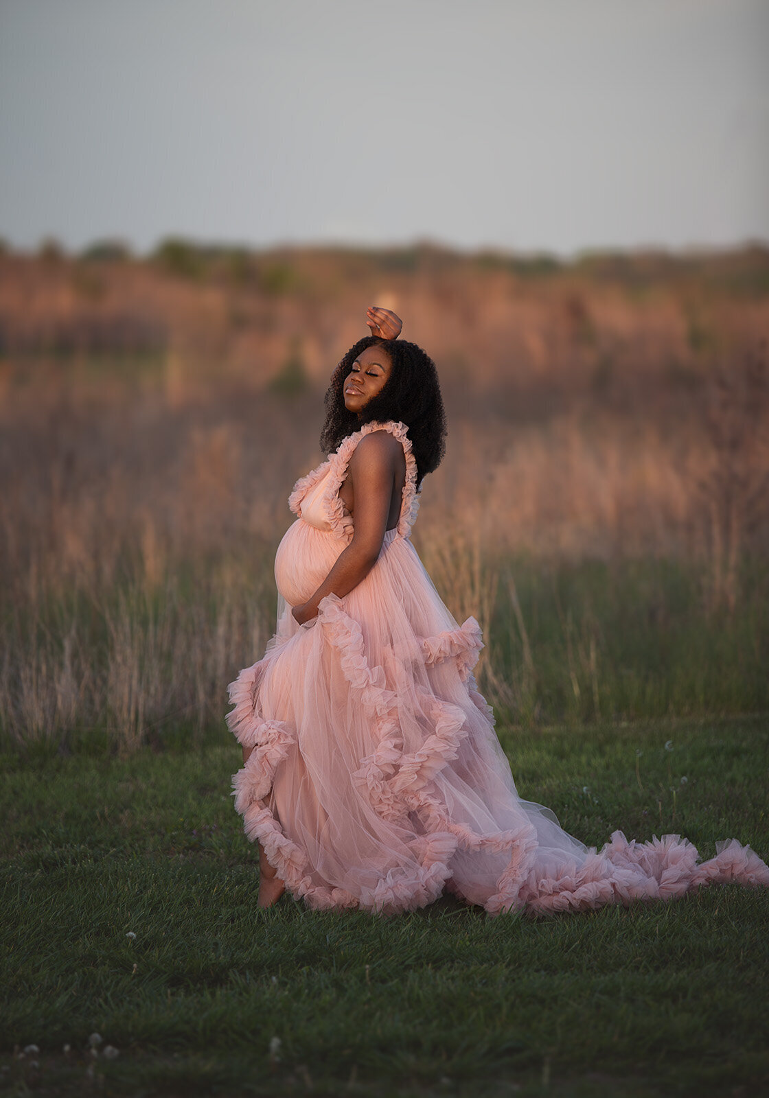 best st louis maternity photography, st louis maternity portrait studio, maternity photographer near me