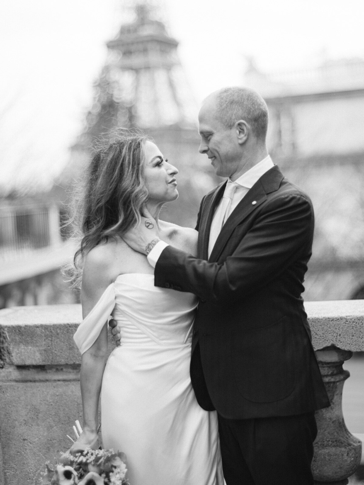 Engagement Session Paris Eiffel Tower (9 sur 58)