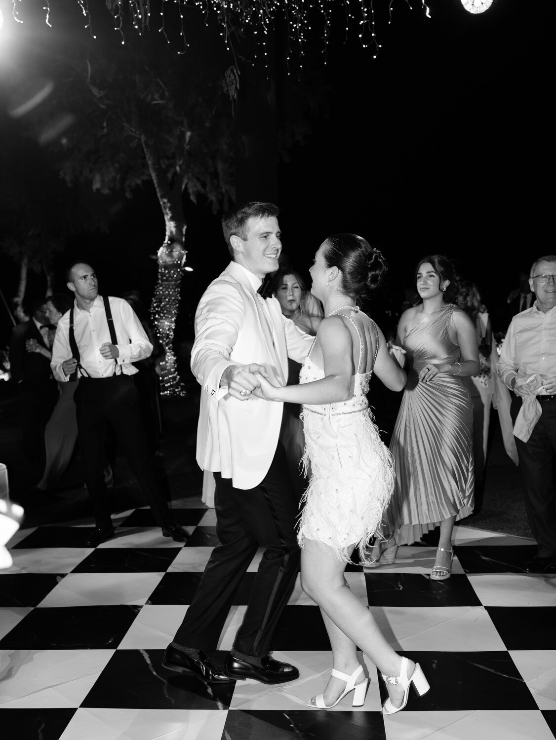 Romantic-Wedding-at-Island-Art-and-Taste–The-Residence-132