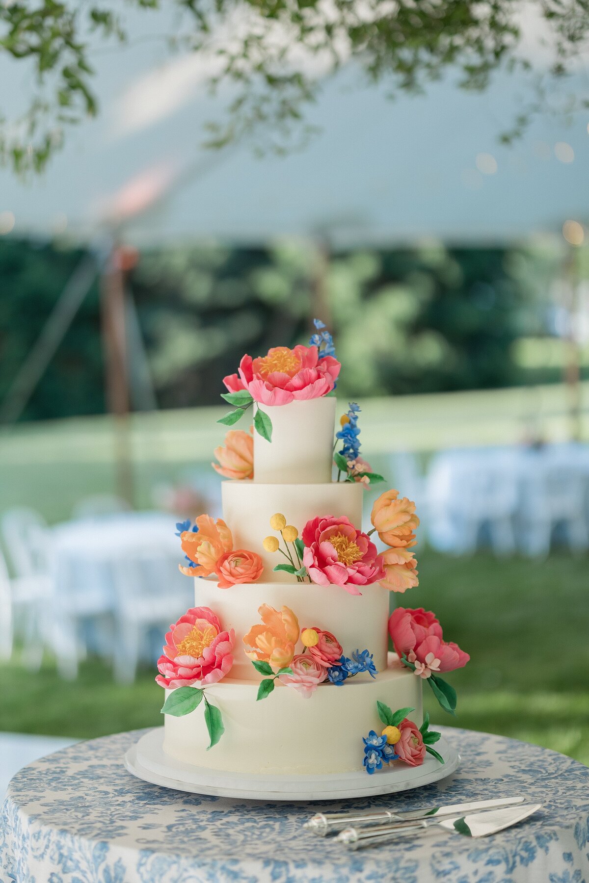connecticut-backyard-tented-wedding-photo_0027