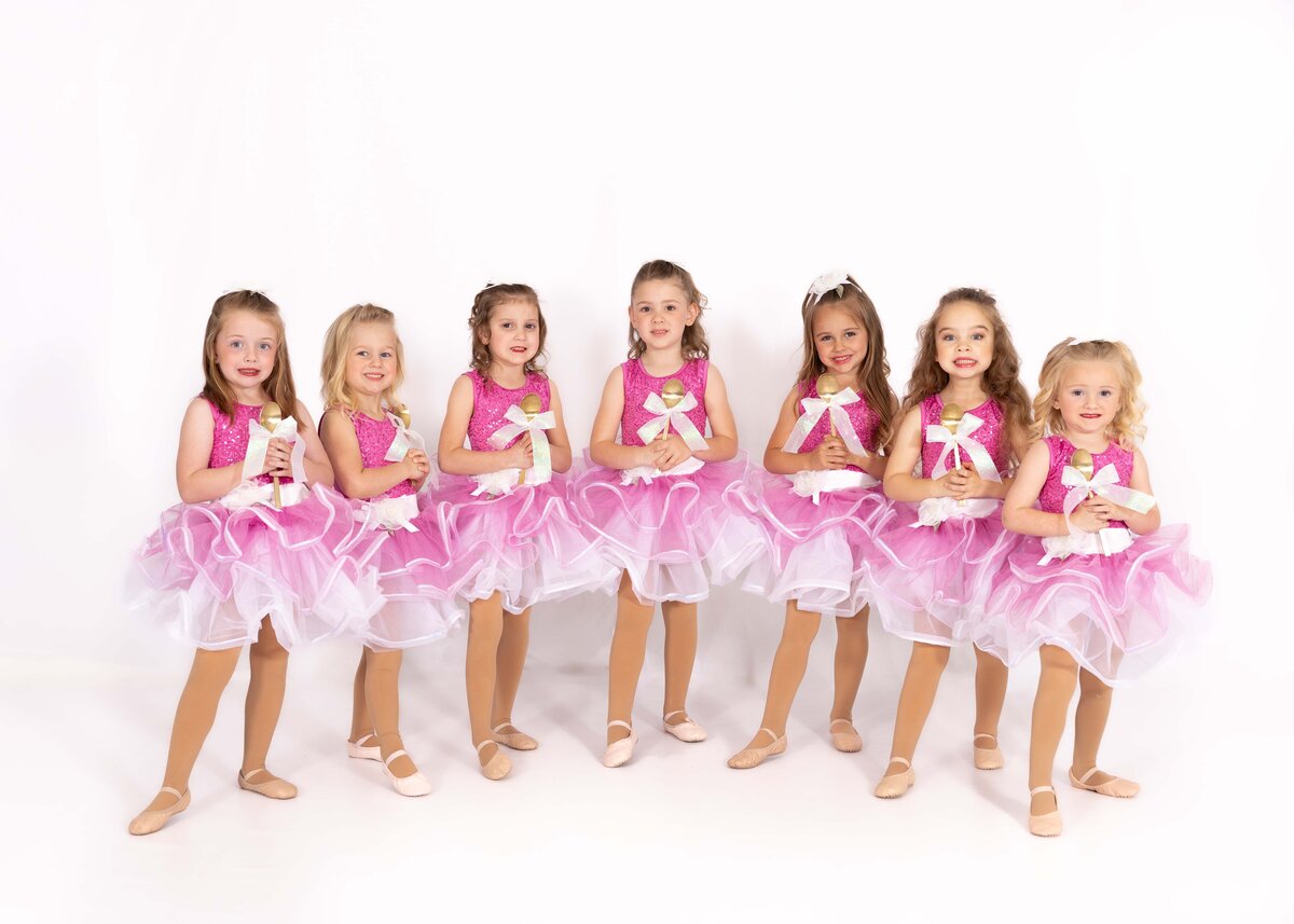 Kindergarten class in pink costumes on picture day!