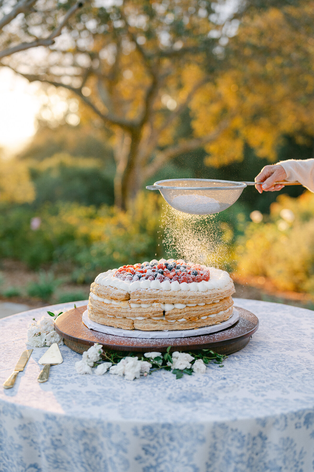 Sunandpeakstudios-CasaBlancaInterlanken-BelleEvents-Wedding-Luxury-Organic-Photography-218 (1)