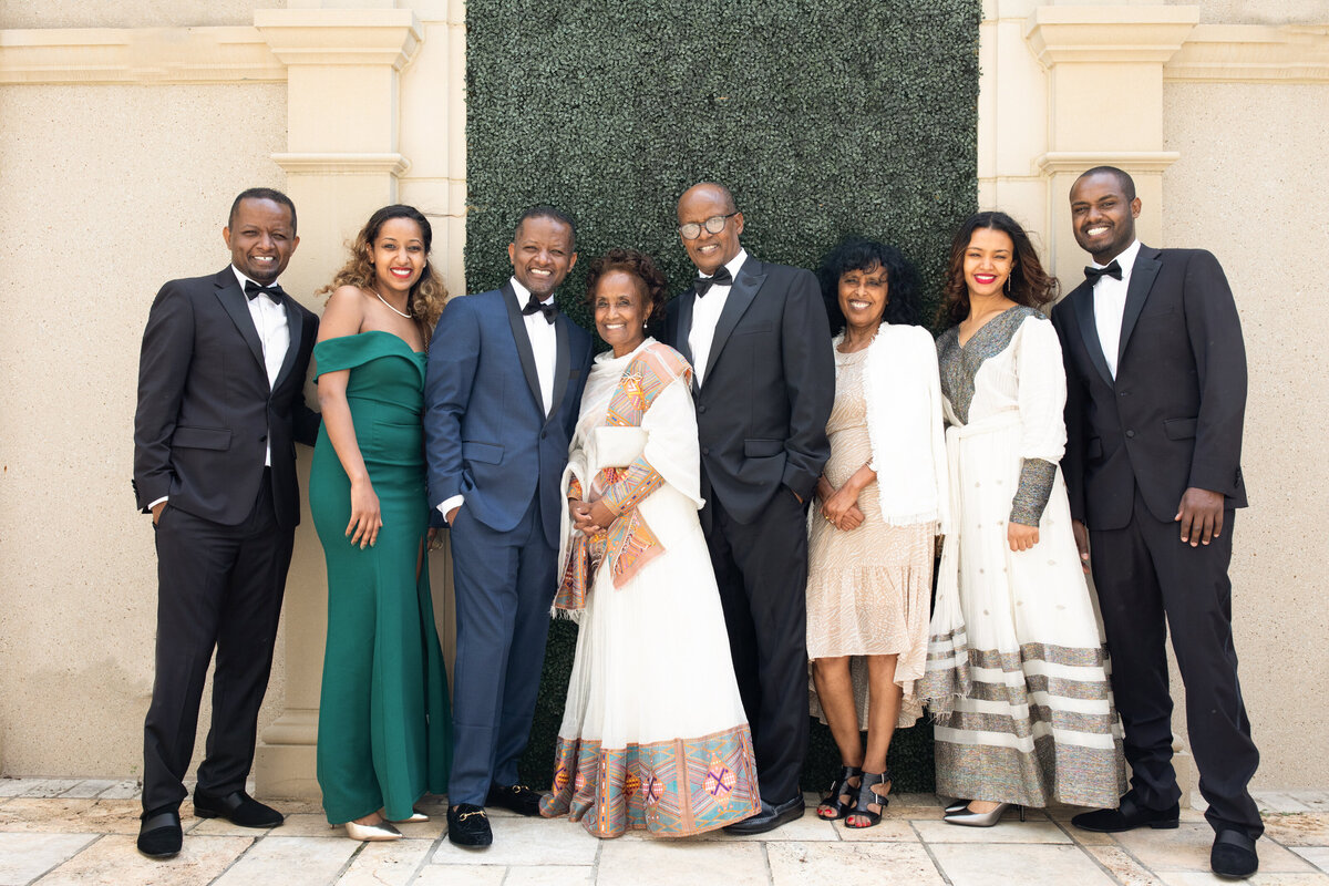 st-regis-atlanta-wedding-family-formal-group-portrait