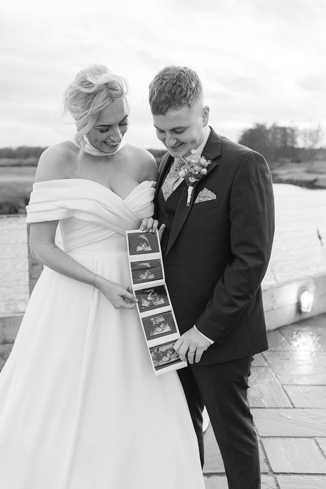 Bures, Suffolk Wedding Photographer, Tracey Davies Photography 