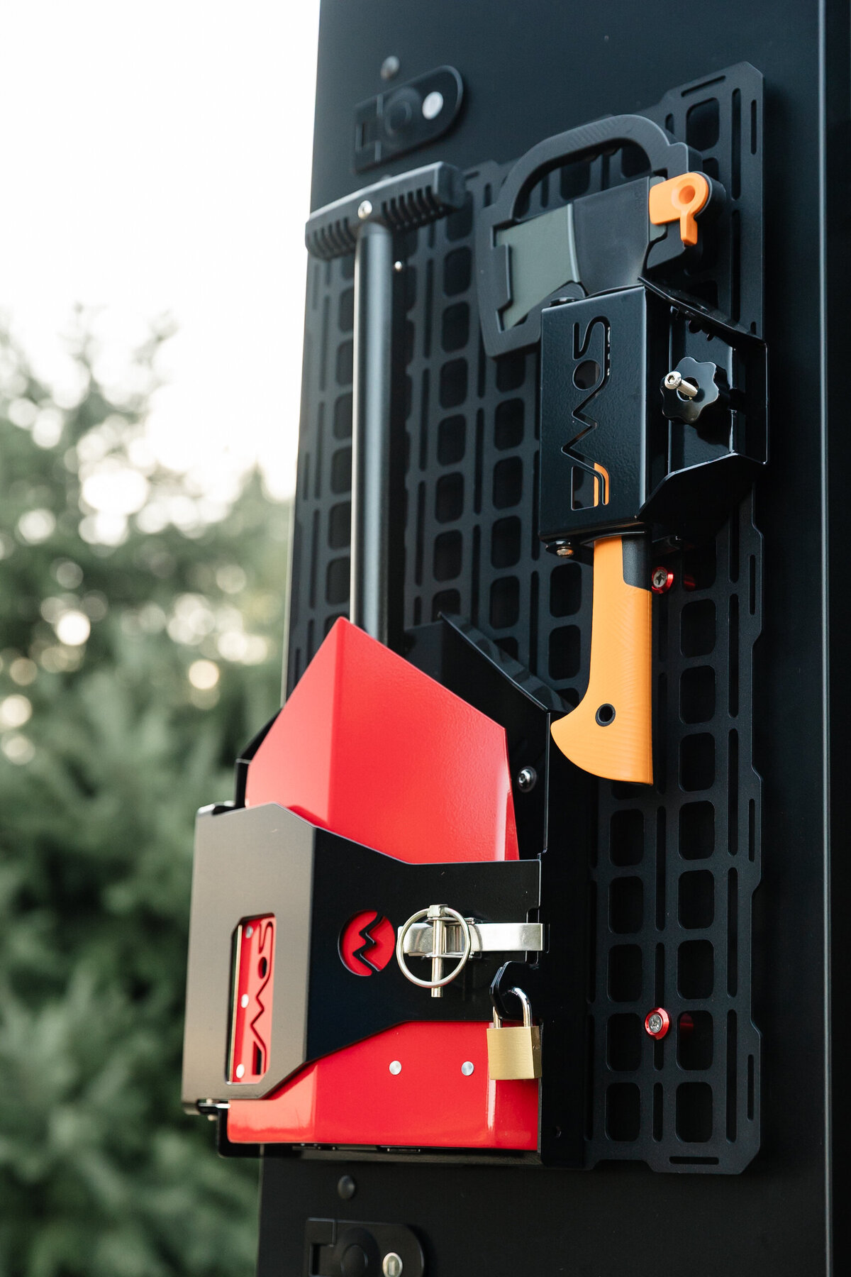 5_WooleyBugger250829_BMV_SlowFastcreative_1739