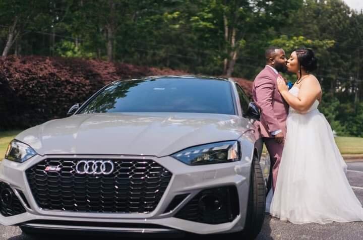 Intimate Savannah elopements and micro-weddings by Shuman Koutory. Personalized planning for small, stylish Georgia celebrations full of Southern charm.
