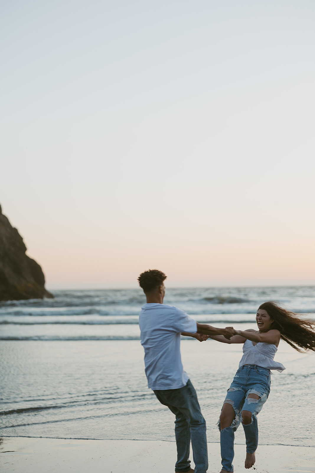 tanya-davids-photo-film-redwoods-california-oregon-coast-documentary-candid-destination-washington-idaho-utah-canada-elopement-wedding-couples-photographer-45