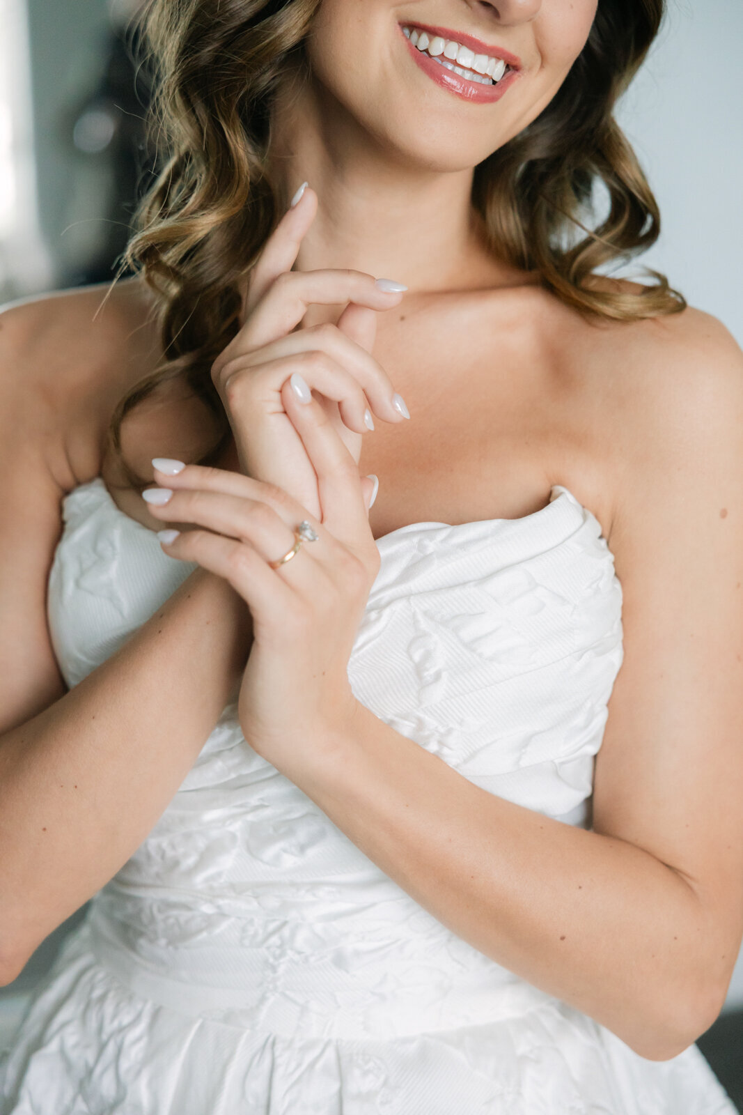 Bridal portrait at Dove Ridge Vineyards wedding venue