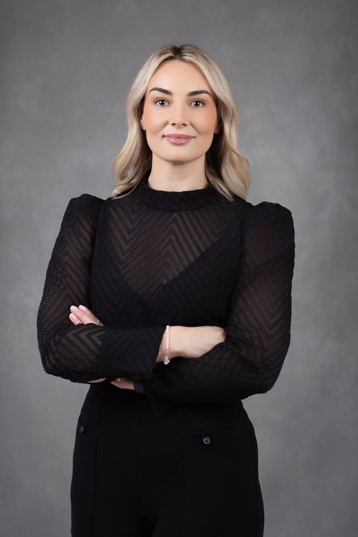 Christie-Grey-backdrop-(6 of 6)