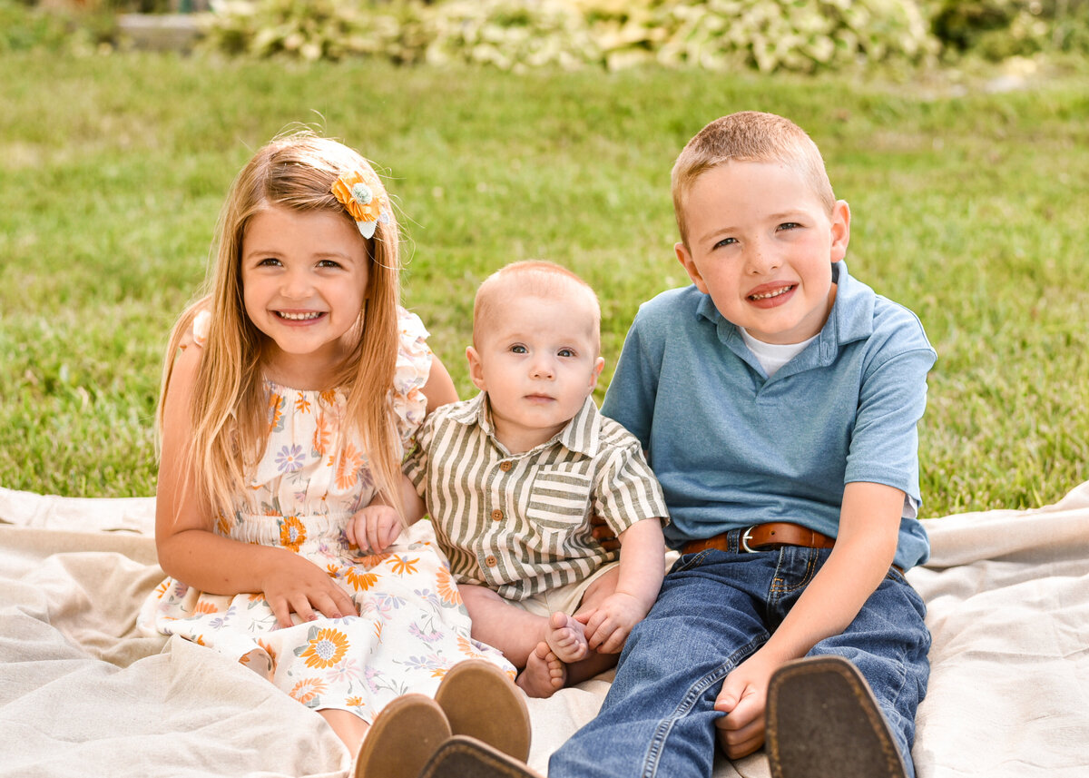 MKVPhotography_MoserFamily24-09