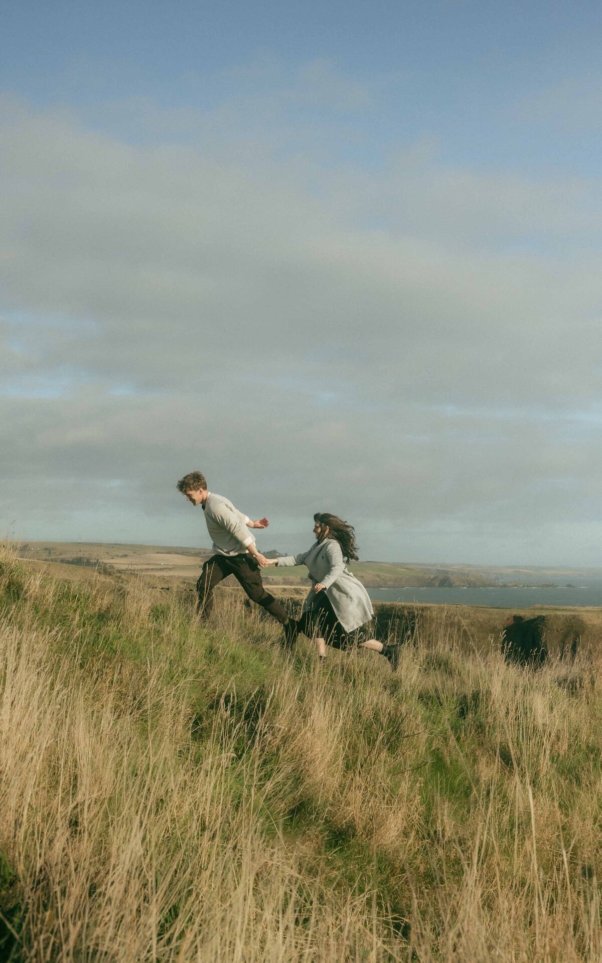 SecretProposal-TheSwiechs-Brandon&McKennaDunnotarCastleScotland-10