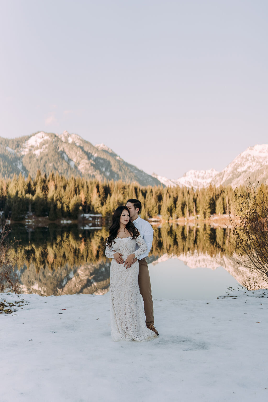 Joyce Li Photography Destination Wedding Elopement Engagement Lifestyle Portrait Photographer West Coast Seattle Washington California goldcreekpondengagement-18