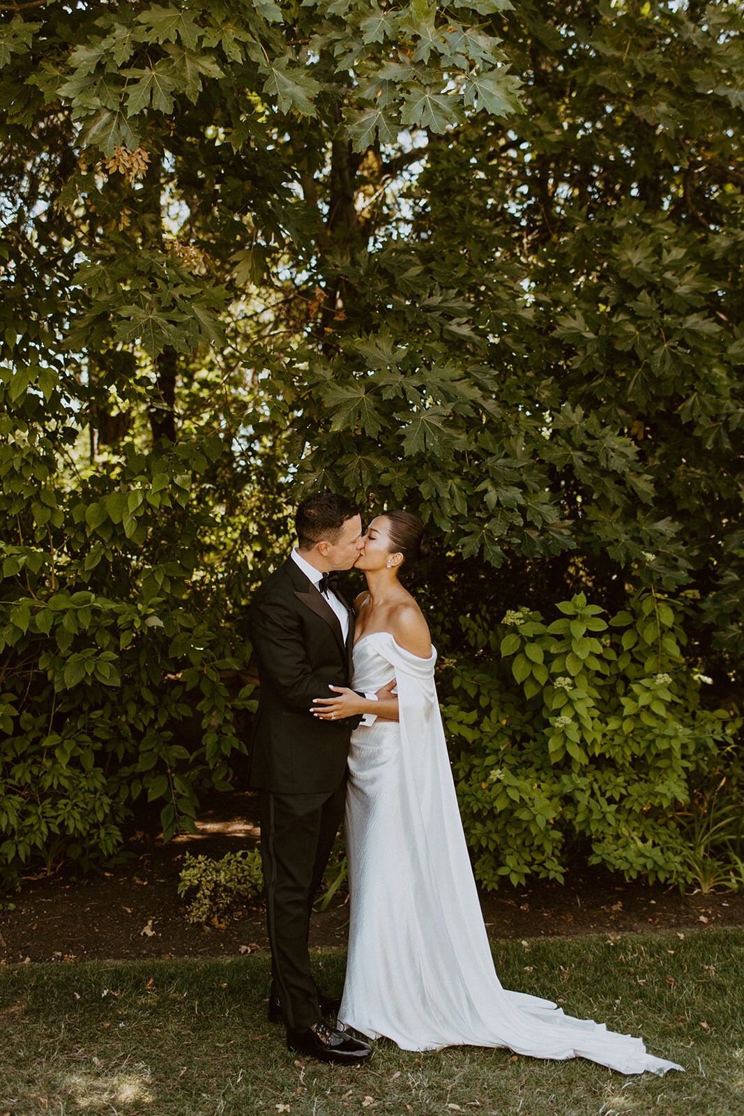 Sharice + Ryan _ The Griffin House _ Oregon Wedding Photographer + Super 8 Videographer _ Backcountry Bohemians - Previews-11