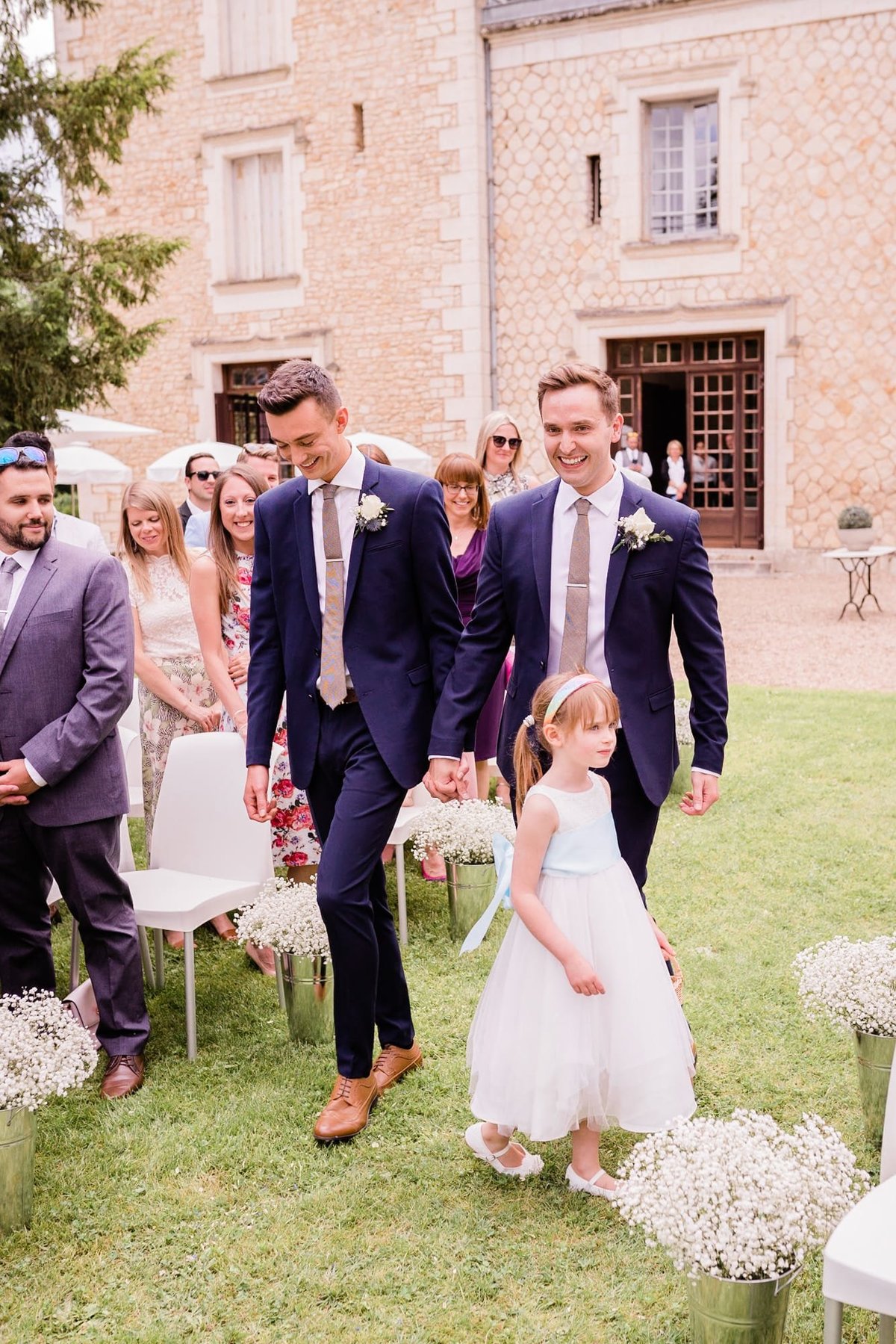 wedding, chateau, la couronne, marthon, photographer, france, south, elegant