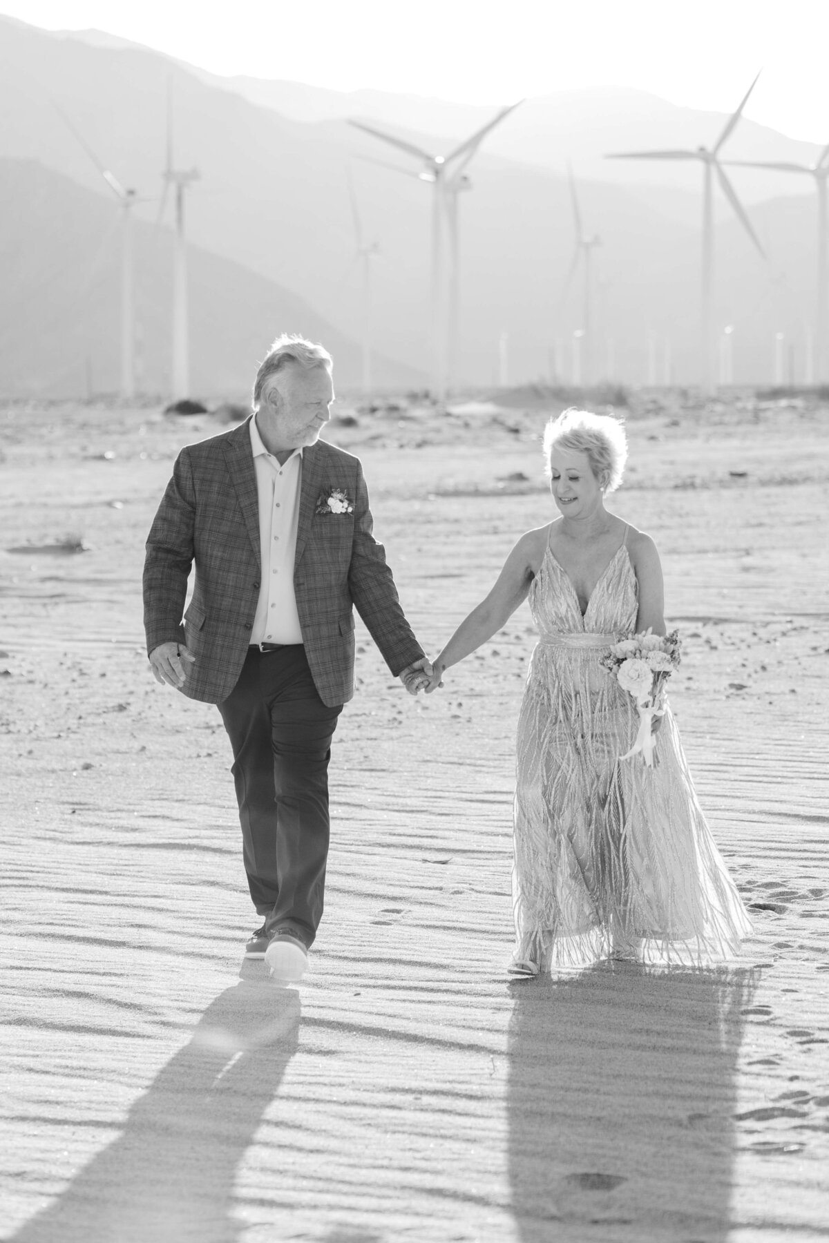 EricaMendenhallPhotography_Palm-Springs-Windmills-Wedding11