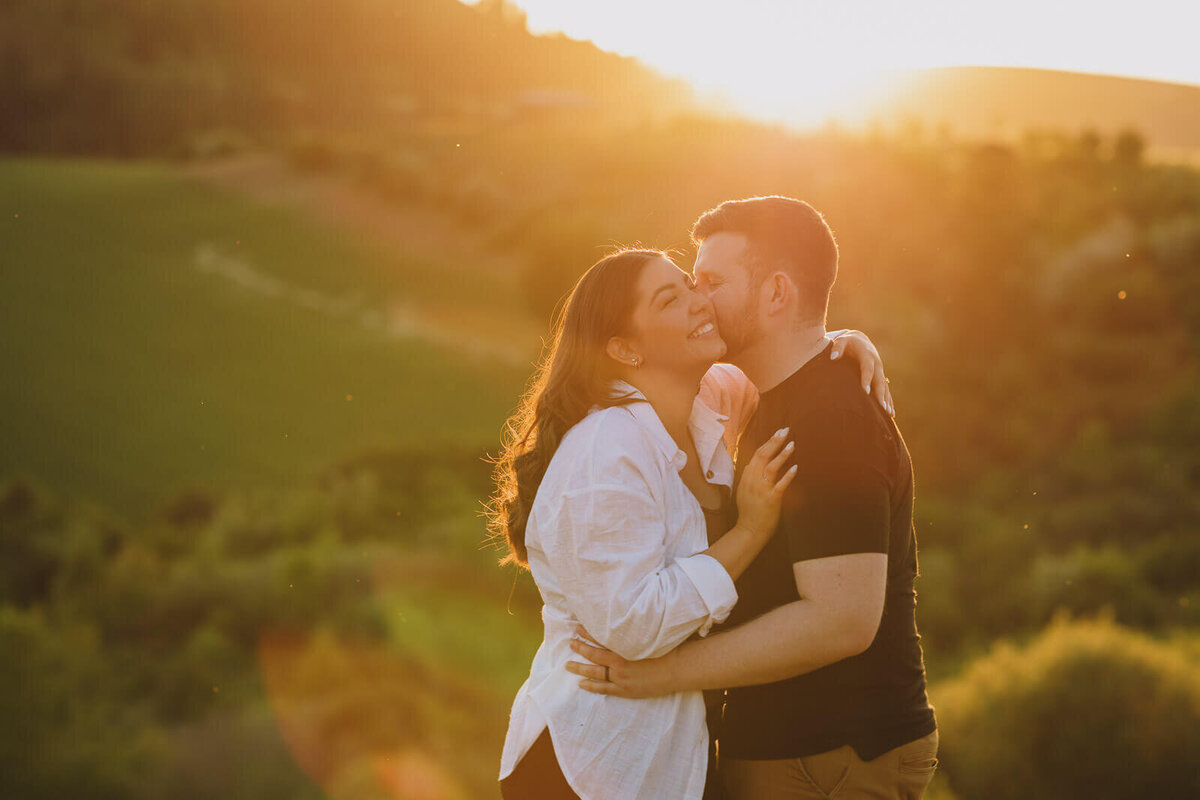 Candid-Wildflower-Engagement-Teresa-Bicchieri-Photo-2