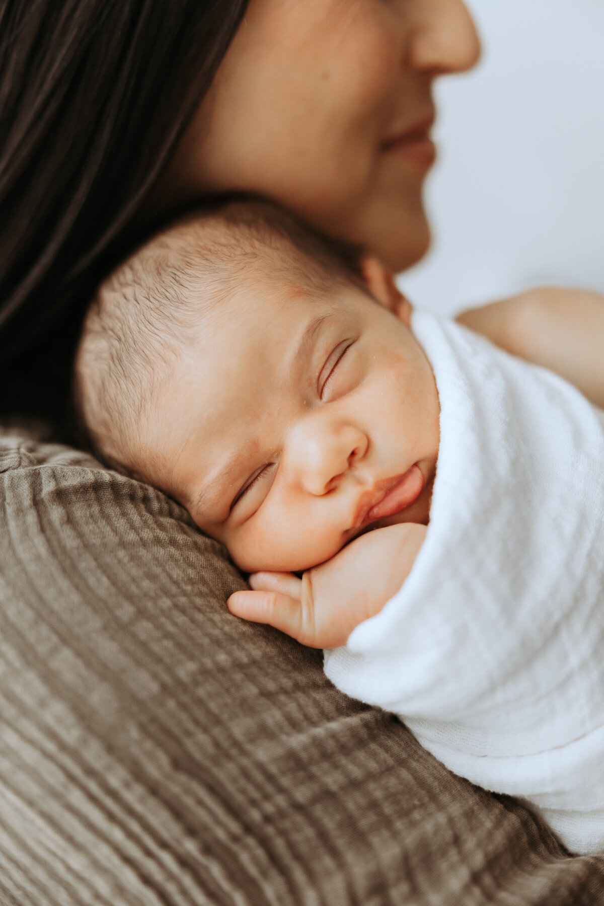 Los Angeles Newborn Photographer 8