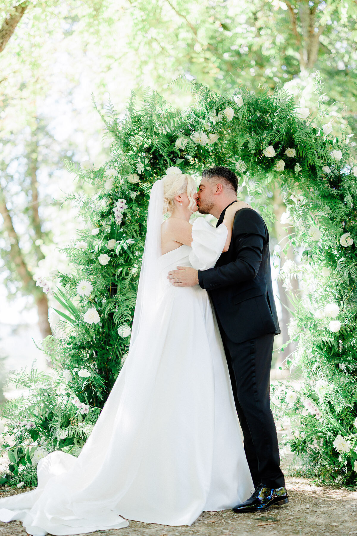 Modern_Chic_Chateau_Valouze_Destination_Wedding_Photographer-87