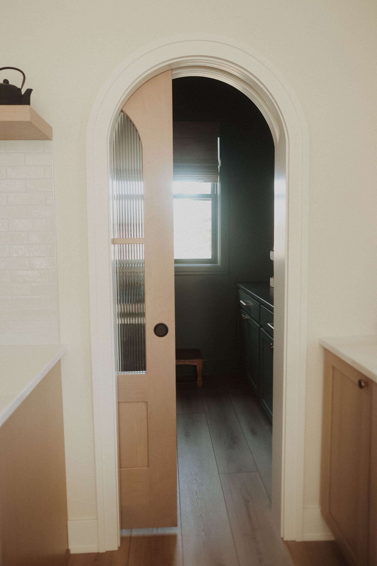 9632-Pantry-Polk-City-Central-Iowa-Custom-Home-JRL-Builders-3F1A8261