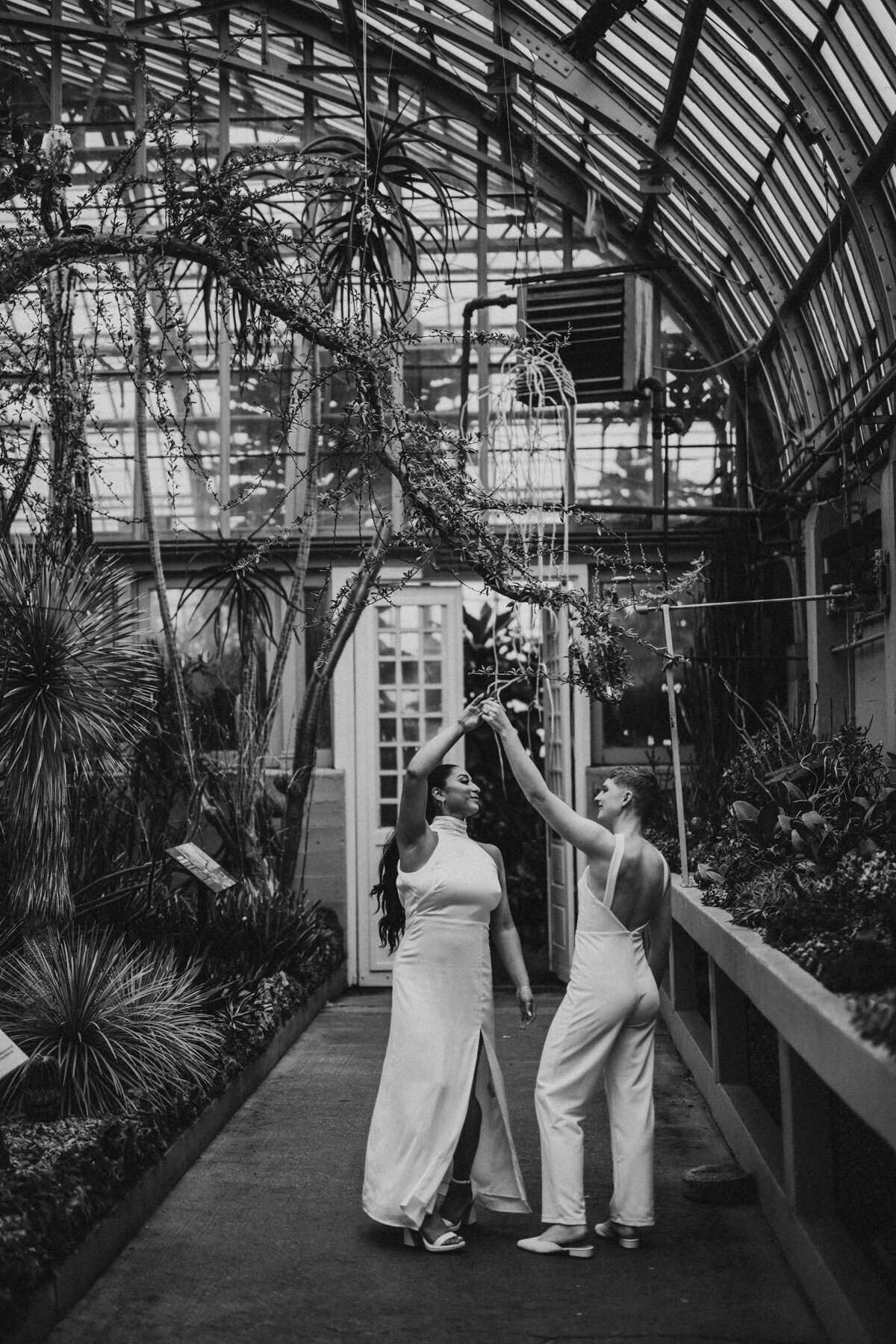 Garfield-Conservatory-Elopement-Chicago-Photographer-Queer-Affirming-118